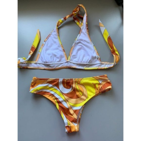 Graphic Print Halter Tie Back Bikini - Picture 2 of 2